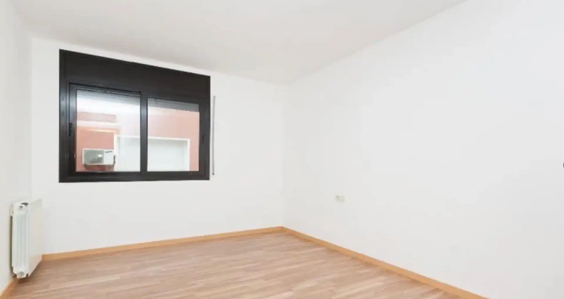 Schlafzimmer von Wohnungen zum Verkauf in Ripollet mit Balkon