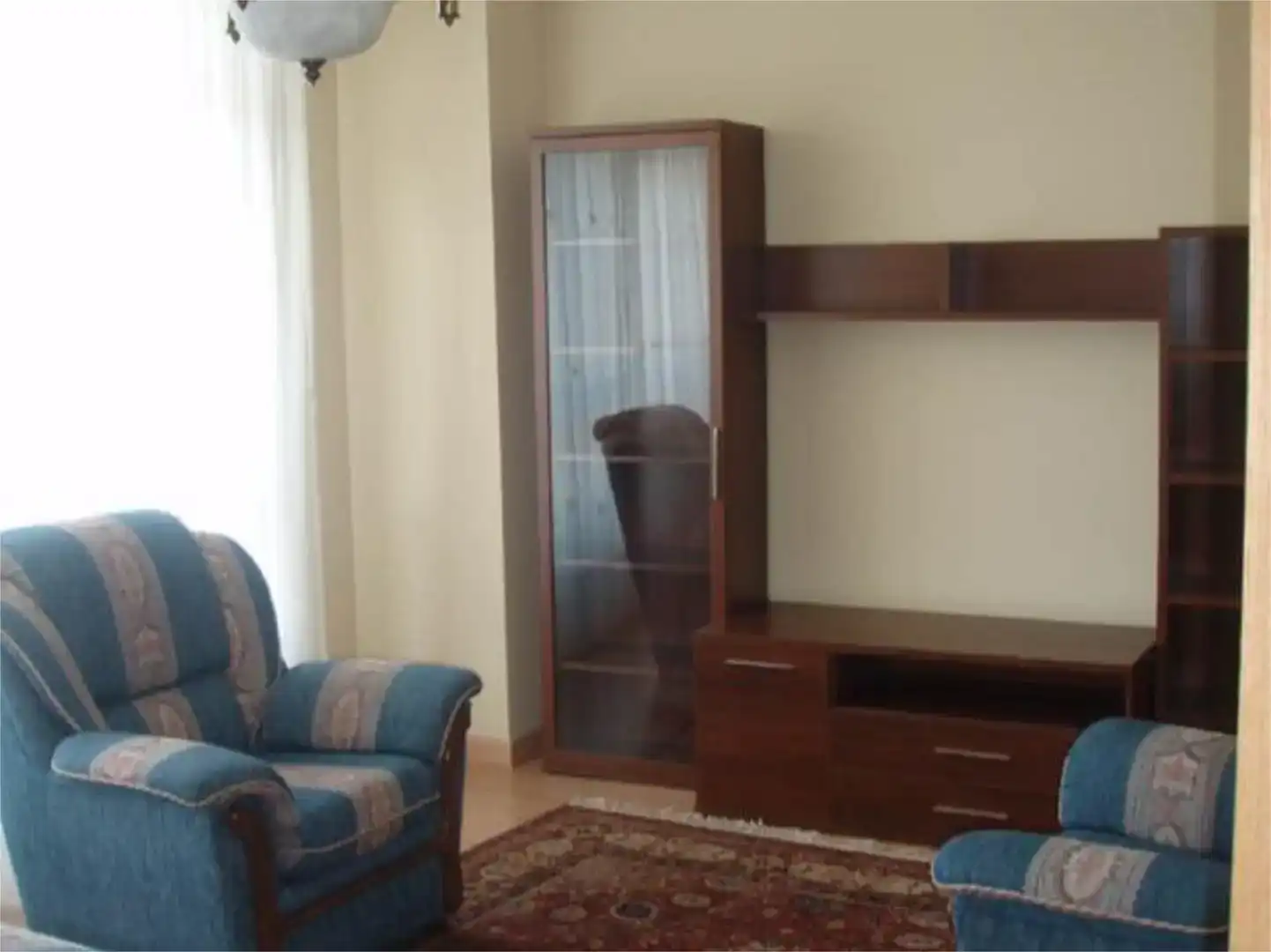 Sala d'estar de Pis de lloguer en Ribeira amb Moblat i Balcó