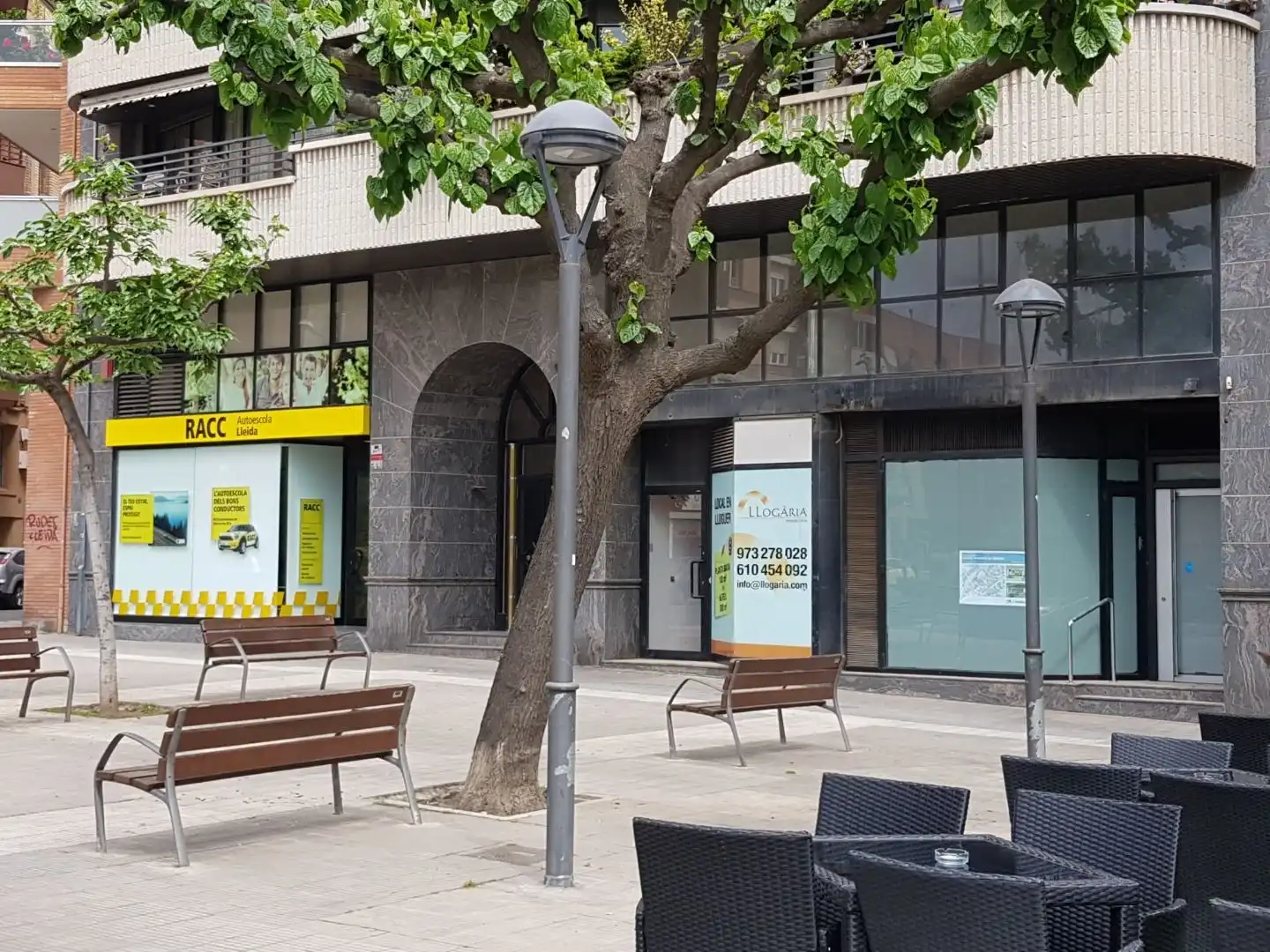 Vista exterior de Local de alquiler en Lleida con Aire acondicionado