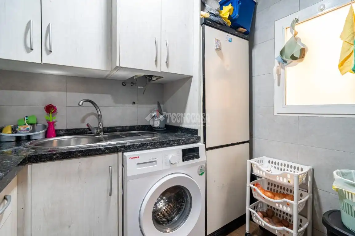 Cocina de Piso en venta en Granada