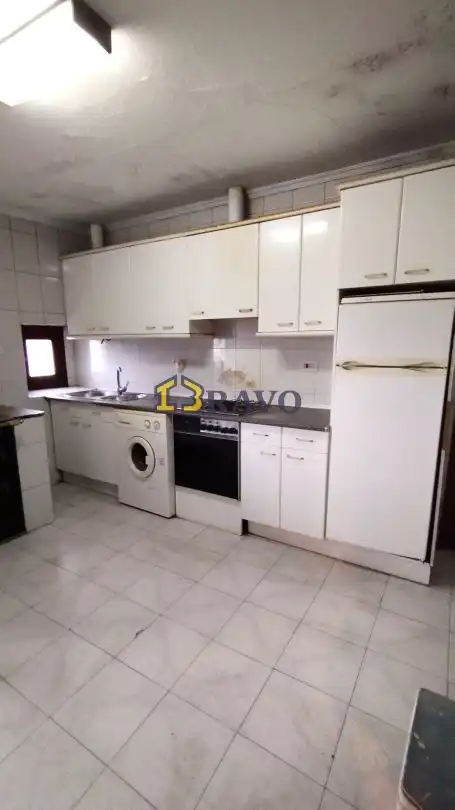 Cocina de Casa o chalet en venta en Merindad de Cuesta-Urria con Calefacción, Jardín privado y Amueblado