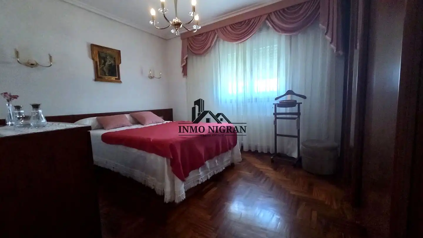 Habitación de Piso en venta en Vigo  con Amueblado