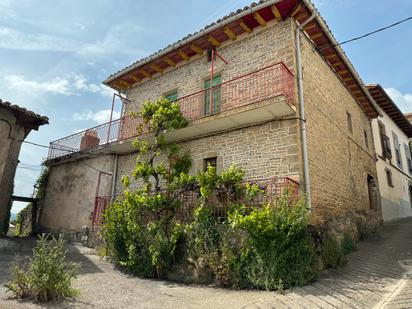 Vista exterior de Casa o xalet en venda en Canal de Berdún amb Terrassa i Balcó