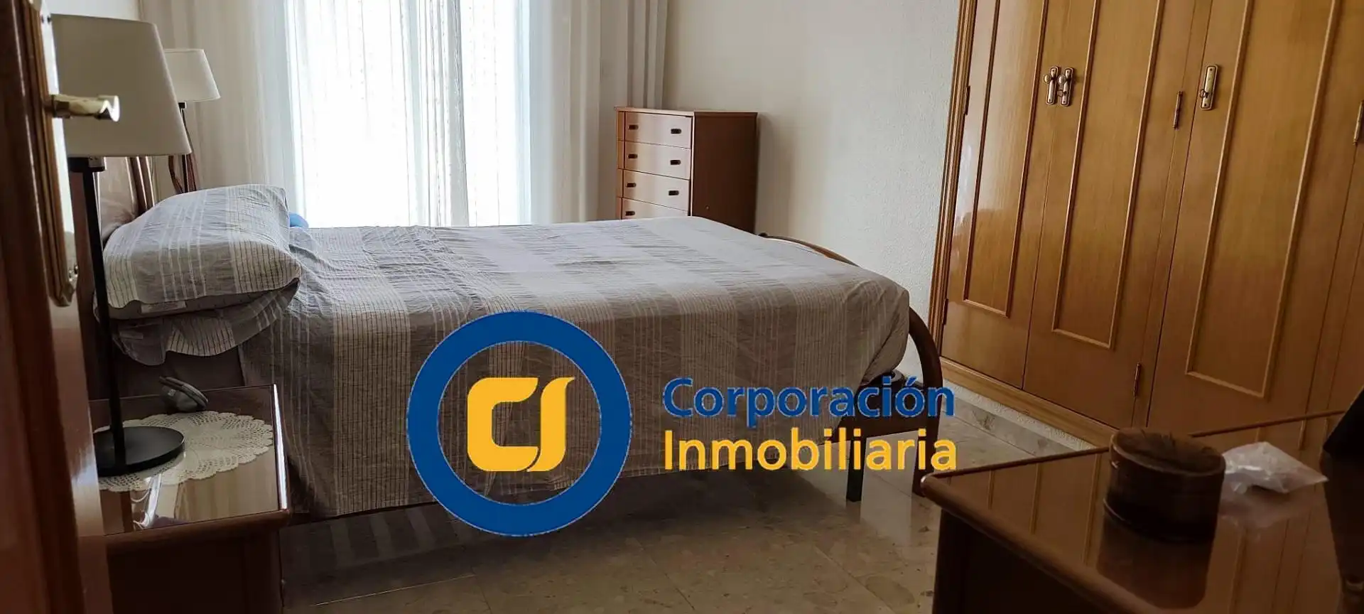 Wohnung zum Verkauf in Lorca mit Klimaanlage, Möbliert und Balkon