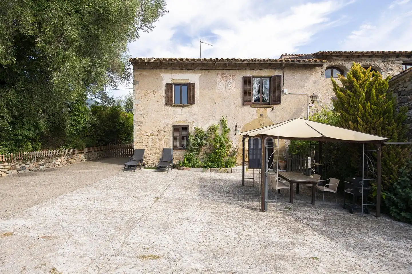 Vista exterior de Finca rústica en venda en La Cellera de Ter amb Calefacció, Jardí privat i Terrassa