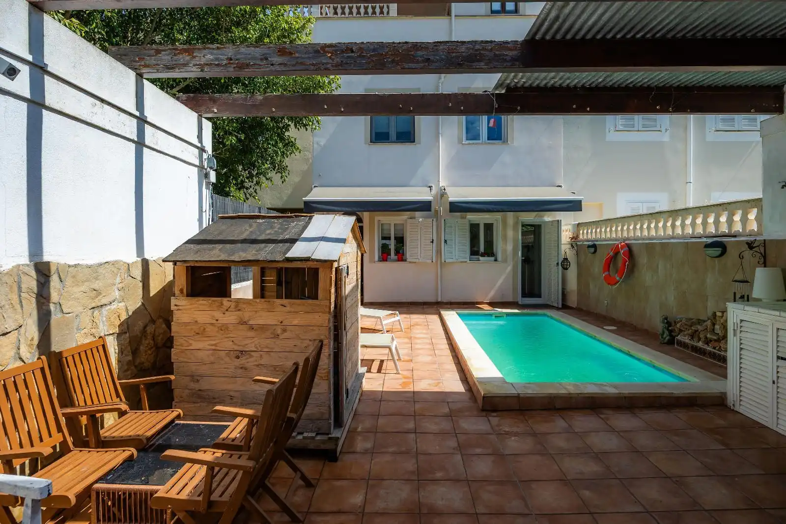 Schwimmbecken von Einfamilien-Reihenhaus zum Verkauf in Capdepera mit Klimaanlage, Terrasse und Schwimmbad