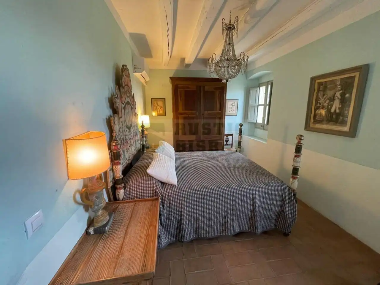 Schlafzimmer von Country house zur Miete in Navata mit Klimaanlage, Heizung und Privatgarten