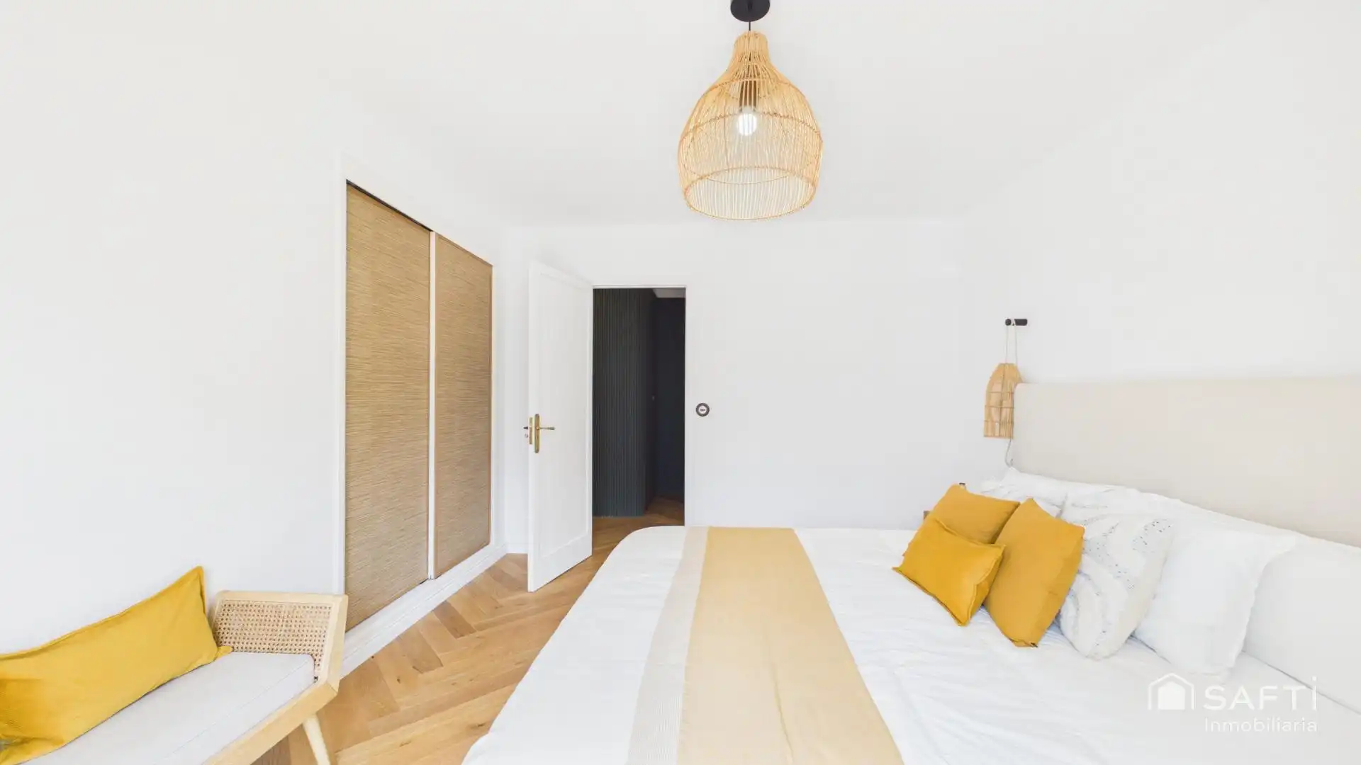 Bedroom of Flat for sale in Sóller