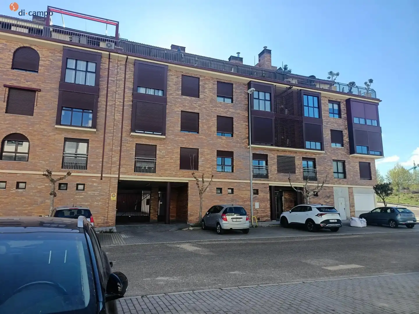 Exterior view of Apartments for rent in Cistérniga  with Heating