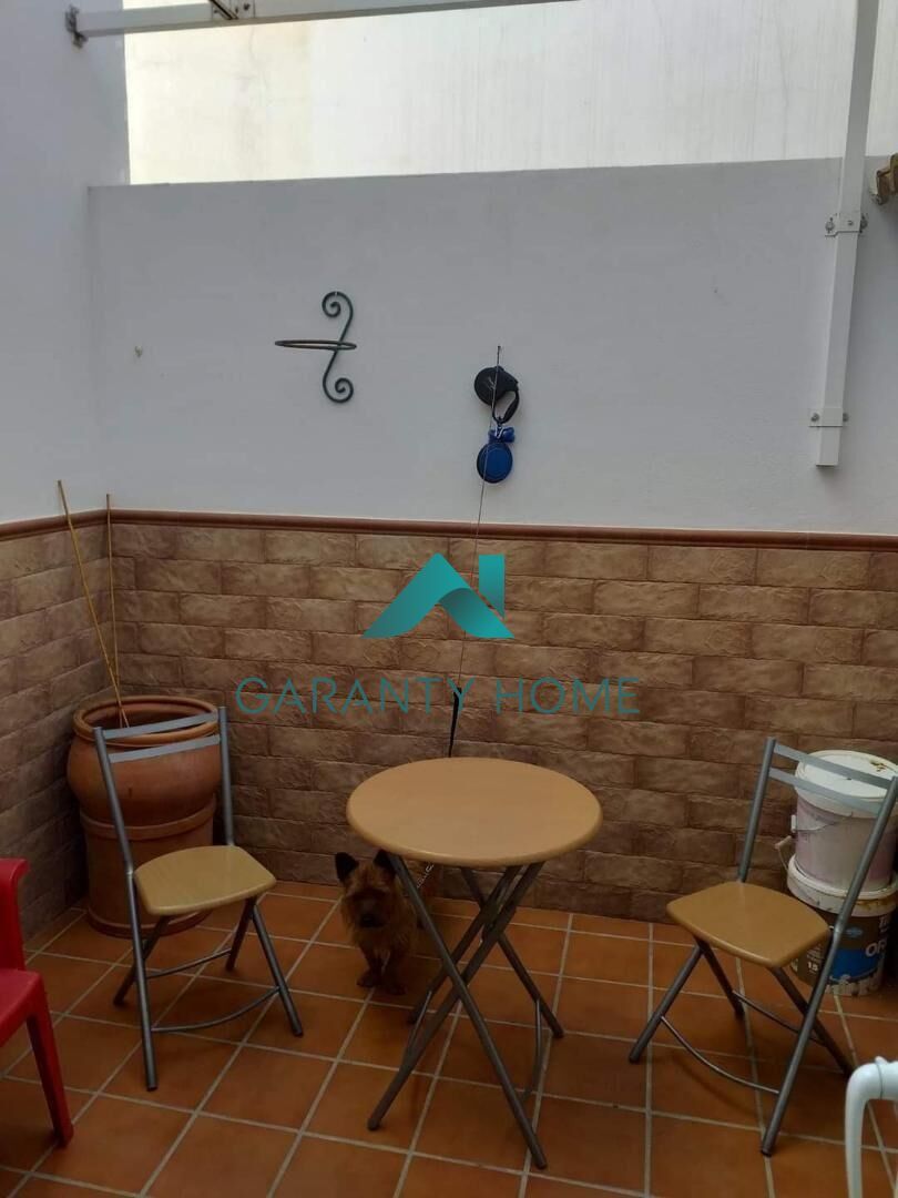 Vista exterior de Casa o xalet en venda en Moriles amb Aire condicionat i Terrassa