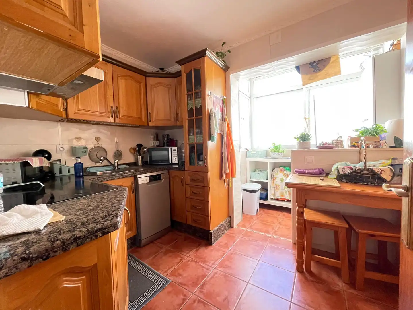 Cuina de Apartament en venda en Estepona amb Aire condicionat i Terrassa