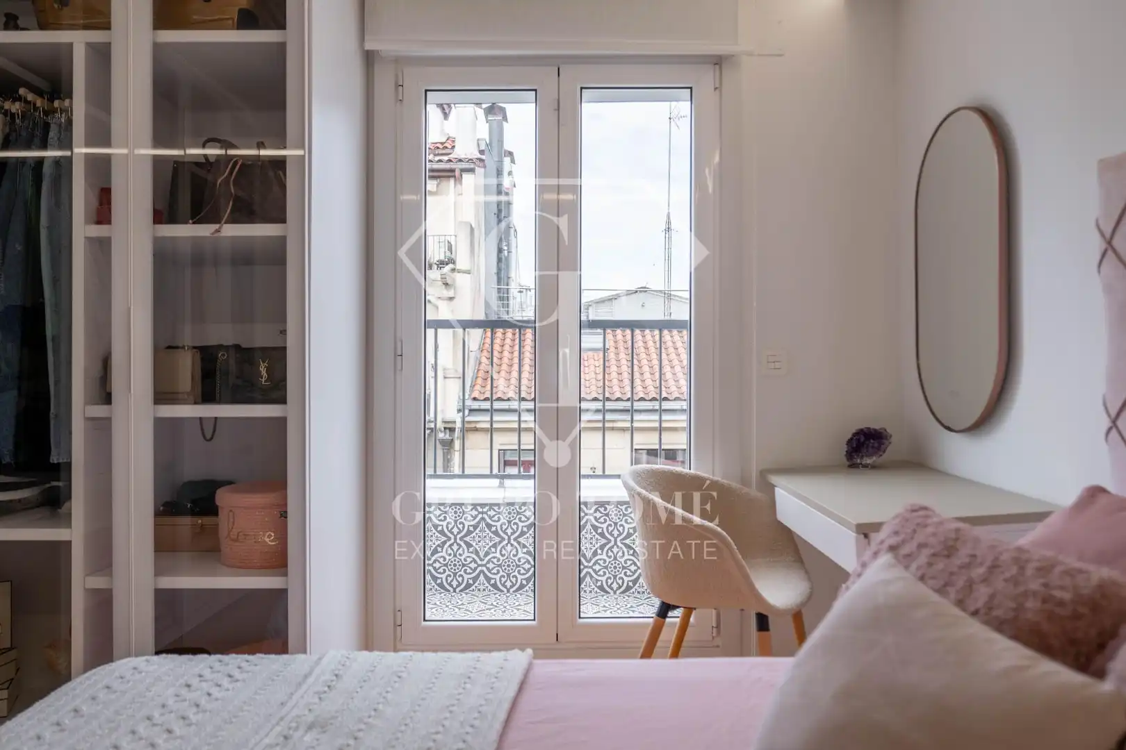 Terraza de Piso en venta en Donostia - San Sebastián  con Calefacción y Balcón