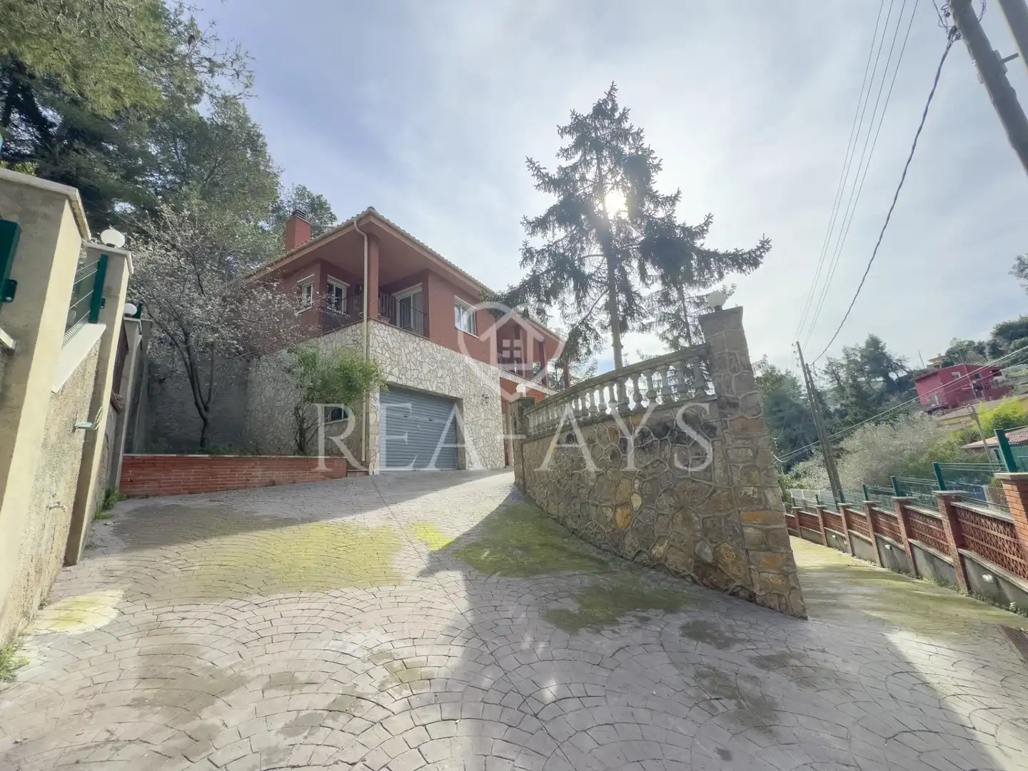 Vista exterior de Casa o chalet en venta en Vallirana con Aire acondicionado, Calefacción y Jardín privado