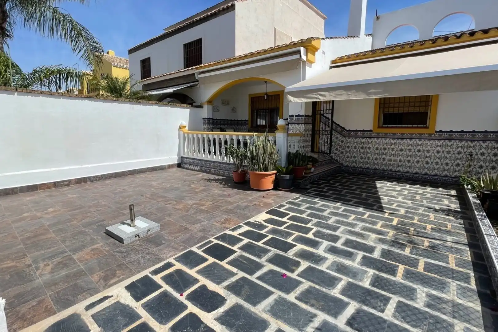 Chalet con jardín en venta en Torre de la Horadada