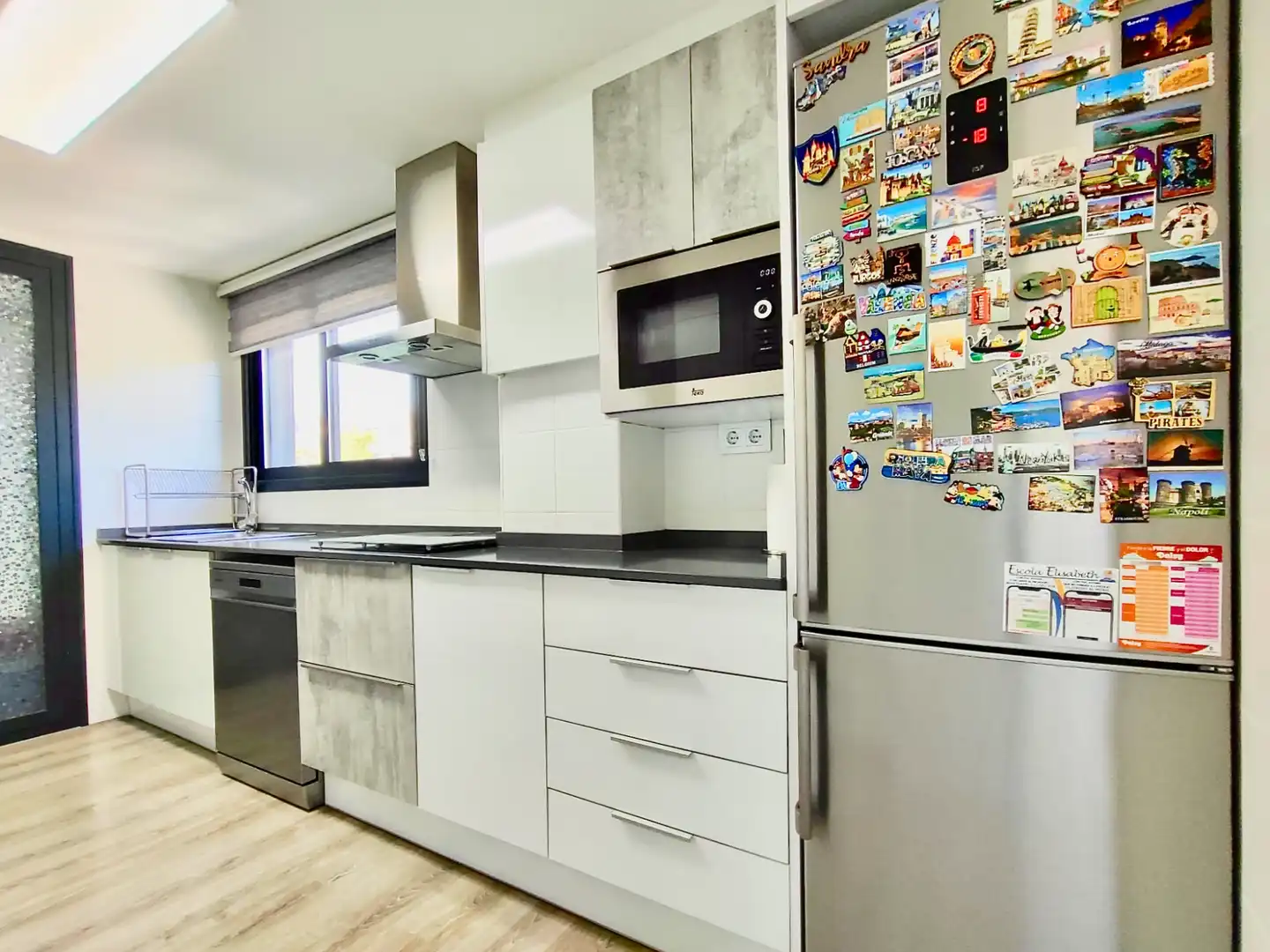 Kitchen of Flat for sale in Salou  with Air Conditioner, Heating and Parquet flooring