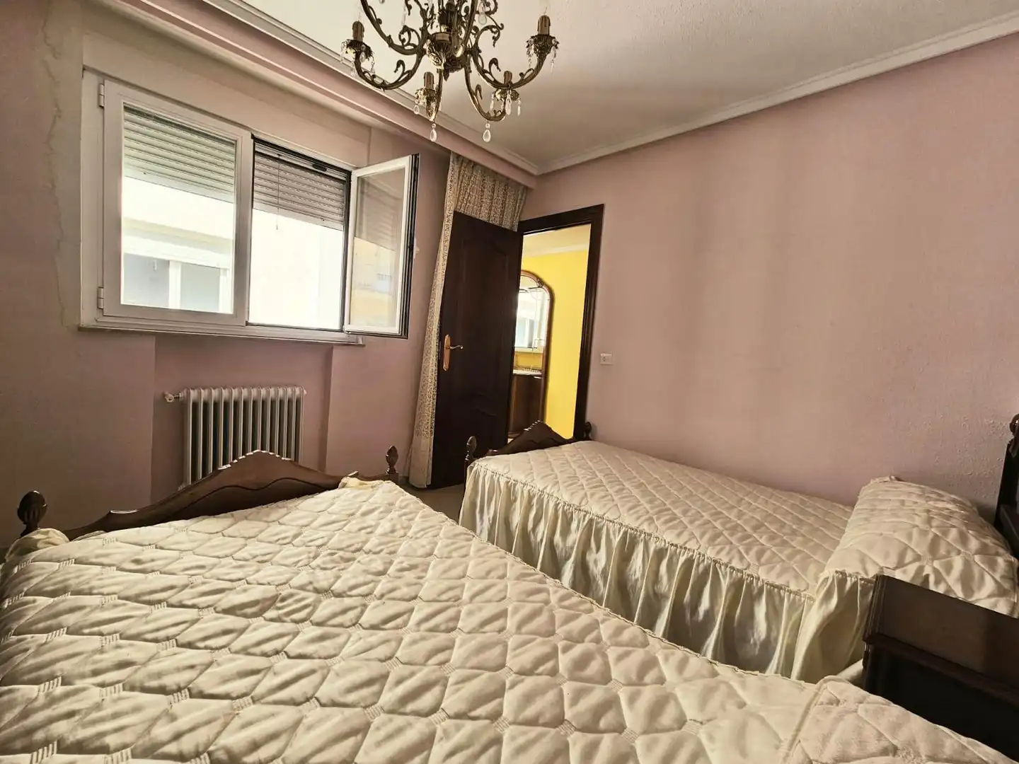 Habitación de Piso en venta en Salamanca con Calefacción