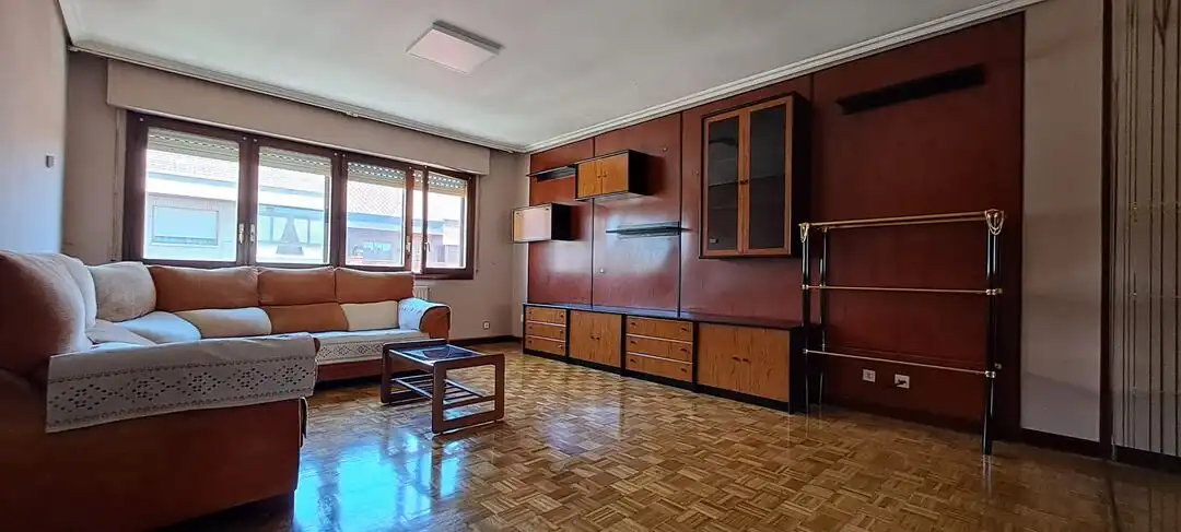 Wohnzimmer von Wohnung zum Verkauf in Vitoria - Gasteiz mit Heizung, Terrasse und Abstellraum