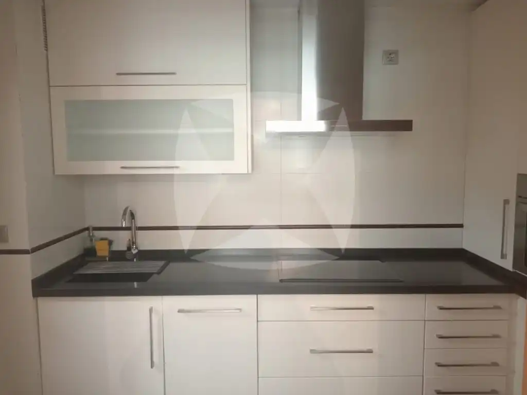 Kitchen of Flat for rent in Badajoz  with Air Conditioner, Private garden and Terrace