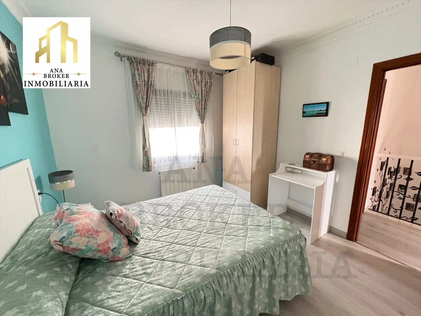 Casa adosada en venta en Calle Honduras, La Planilla