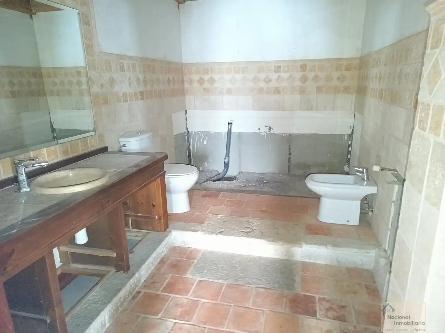 Bathroom of Detached homes for sale in Pesquera de Duero  with Terrace, Storage room and Swimming Pool