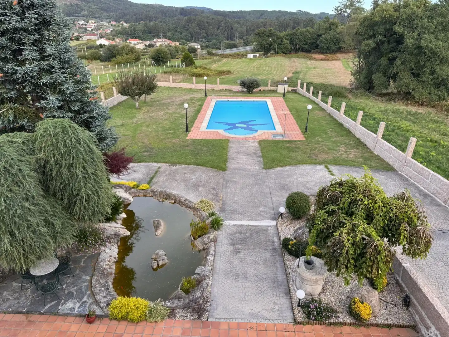 Piscina de Casa o chalet en venta en Barro con Calefacción, Jardín privado y Terraza