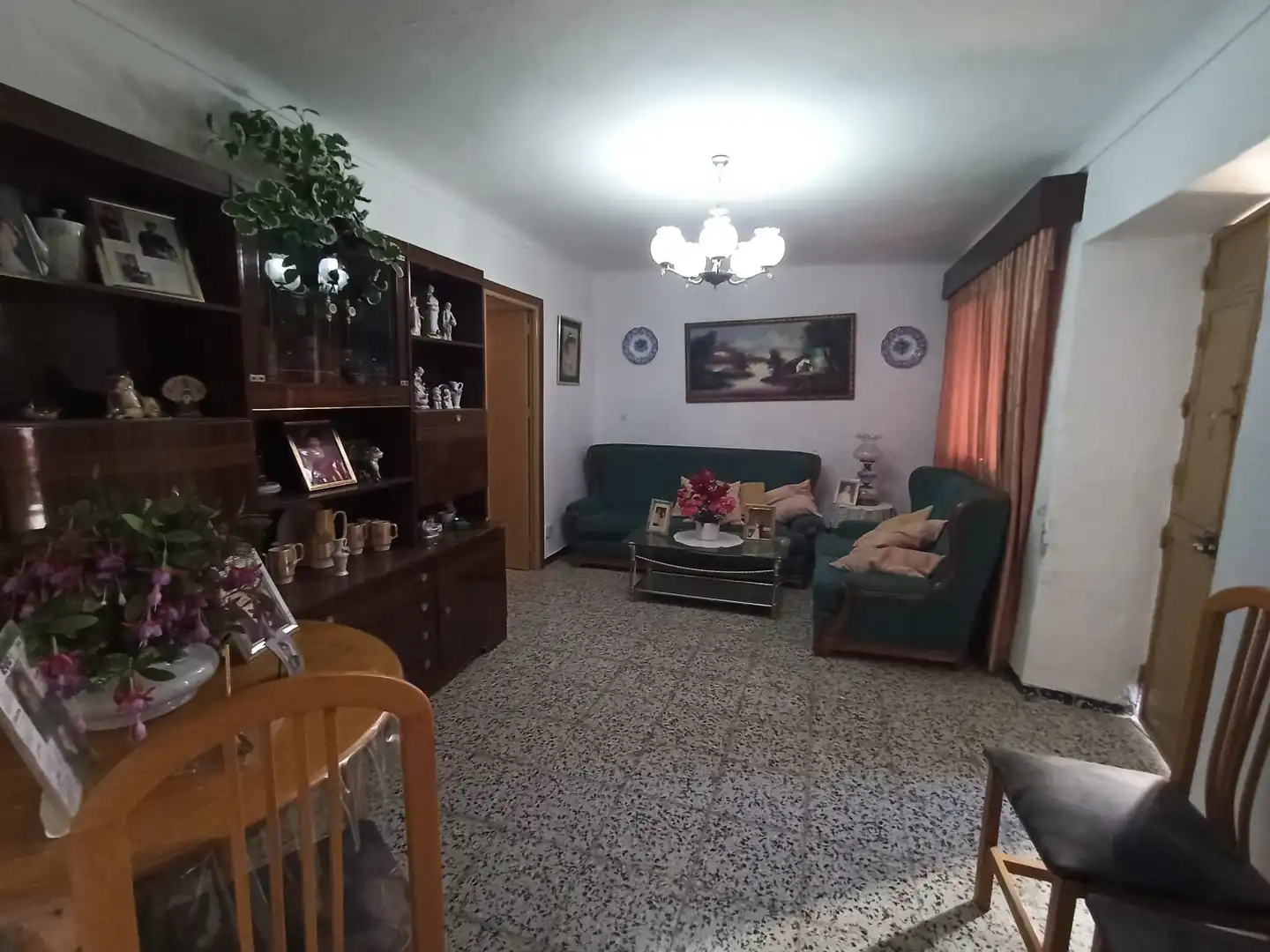 Wohnzimmer von Einfamilien-Reihenhaus zum Verkauf in Cártama mit Privatgarten, Terrasse und Abstellraum