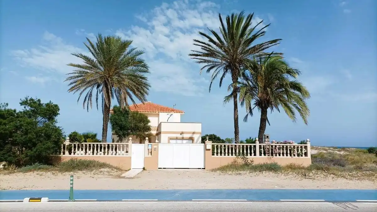 Vista exterior de Casa o chalet en venta en Cartagena con Jardín privado, Terraza y Piscina