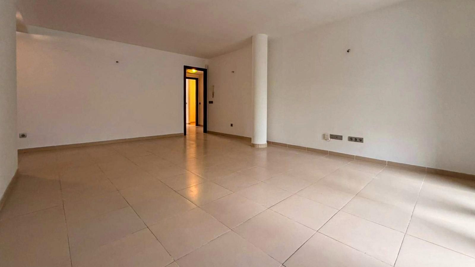 Planta baja en venta en Carrer Goleta