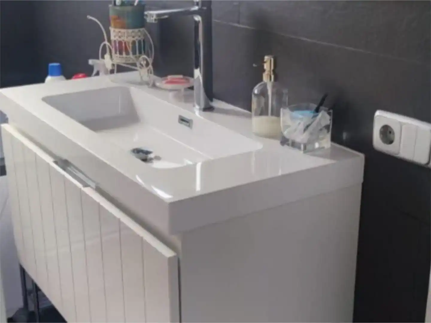 Badezimmer von Einfamilien-Reihenhaus zum Verkauf in Cunit mit Klimaanlage, Schwimmbad und Balkon