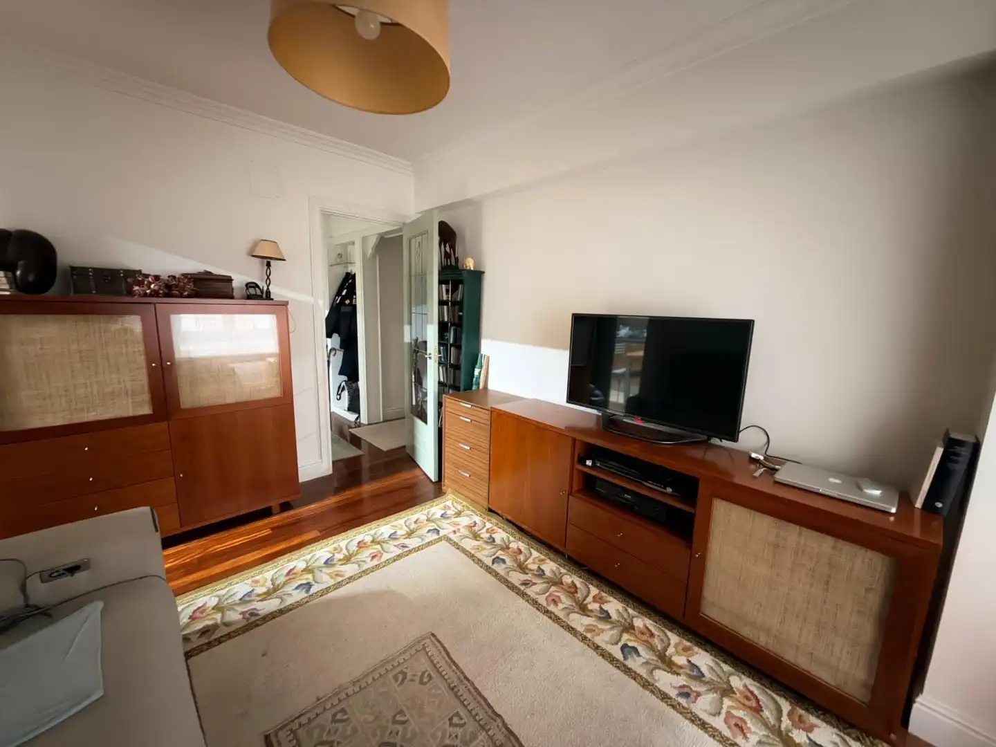 Sala d'estar de Pis en venda en Bermeo amb Calefacció i Traster