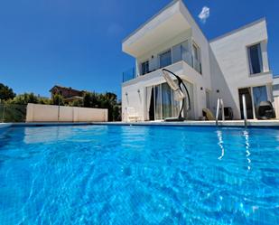 Swimming pool of House or chalet for sale in Mijas  with Air Conditioner, Terrace and Swimming Pool