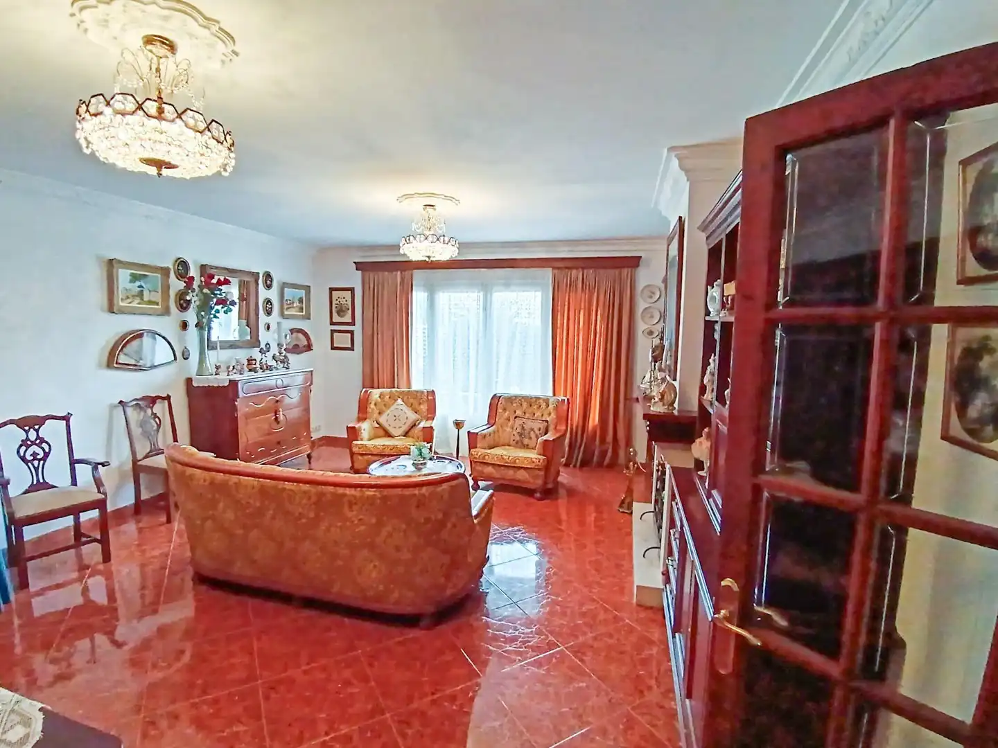 Sala d'estar de Planta baixa en venda en Ciutadella de Menorca amb Aire condicionat, Jardí privat i Terrassa