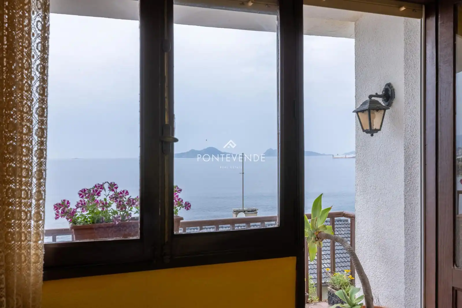 Dachboden zum Verkauf in Vigo  mit Privatgarten, Terrasse und Möbliert