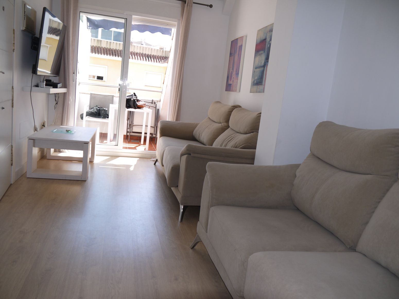 Sala d'estar de Àtic en venda en Fuengirola amb Aire condicionat, Parquet i Terrassa