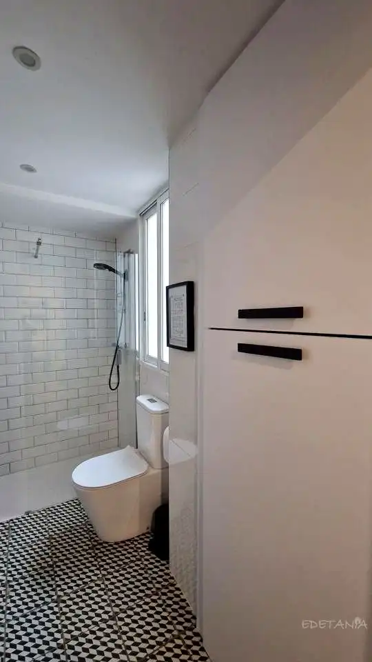 Badezimmer von Wohnung zur Miete in Moncada mit Klimaanlage und Möbliert