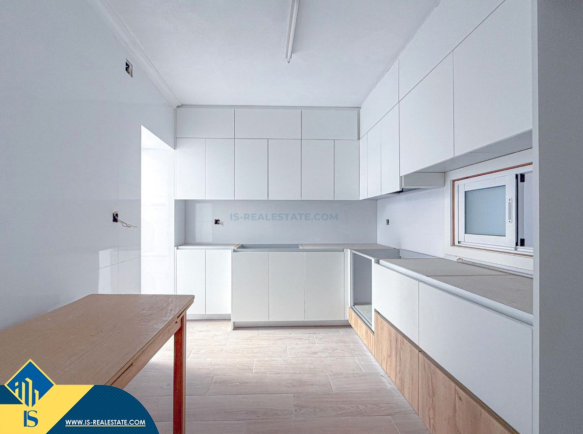 Cuina de Apartament en venda en Torrevieja amb Calefacció, Parquet i Terrassa