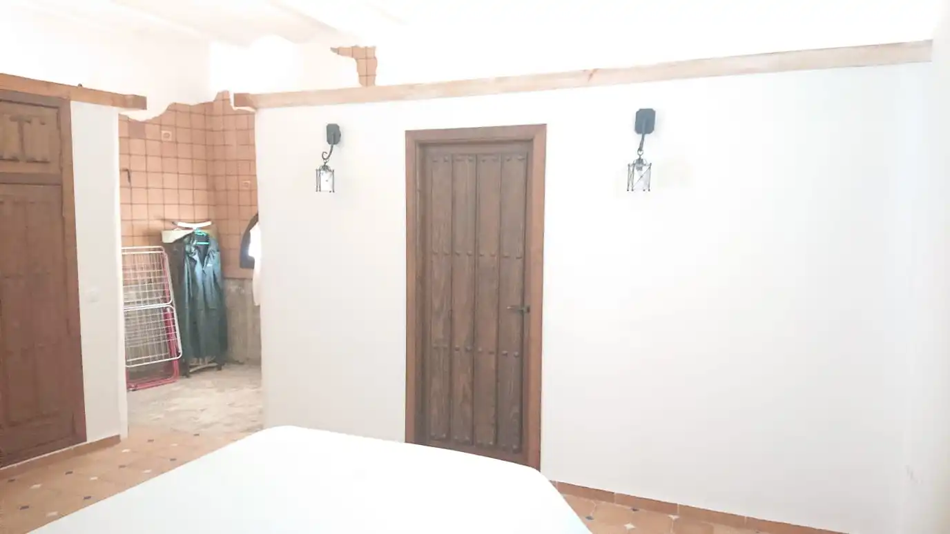 Houses for sale in La Algaba  with Air Conditioner, Heating and Private garden