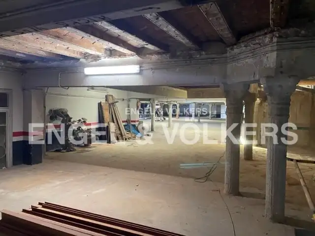 Local comercial en venta en Eixample, imagen 5