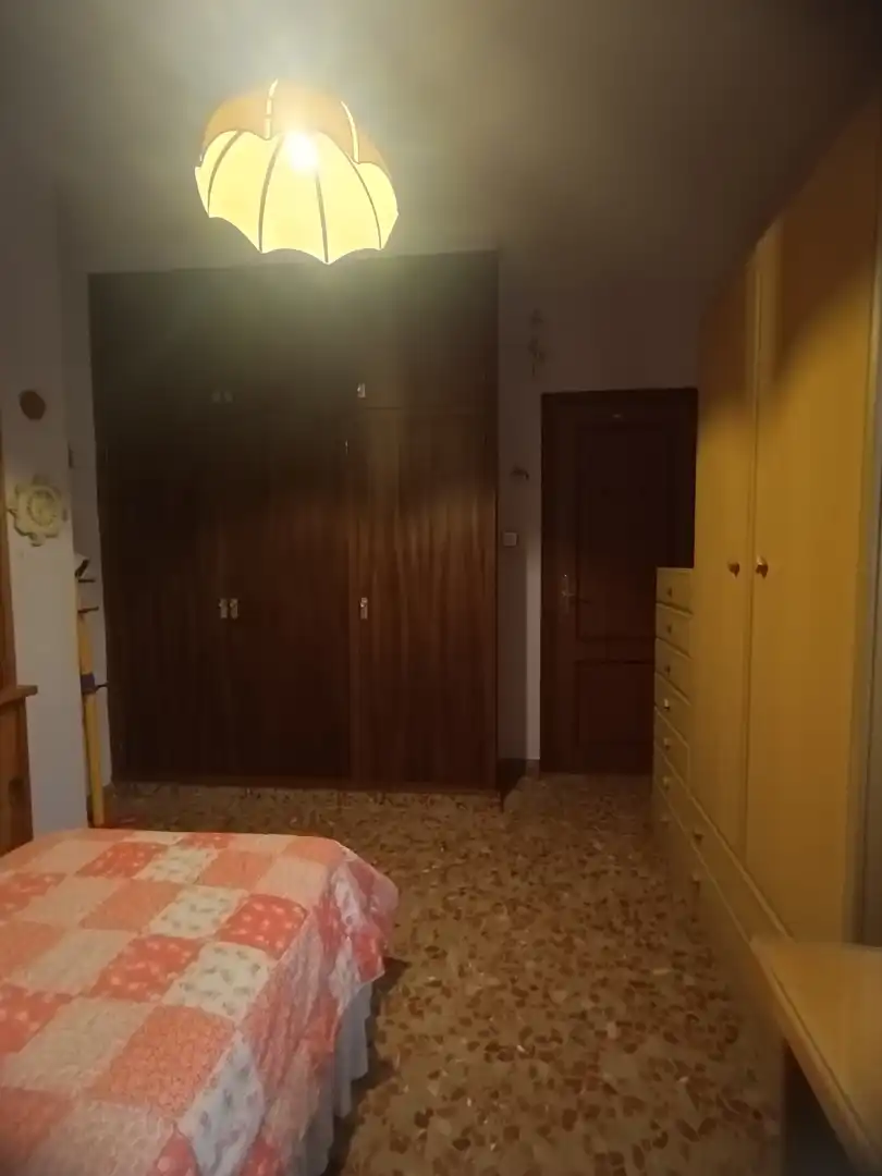 Habitación de Piso en venta en Loja con Aire acondicionado, Amueblado y Horno