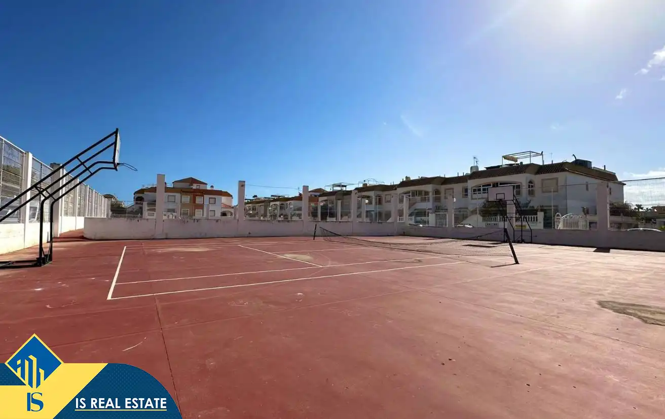 Bungalow with pool for sale in Zona Carrefour - Urbanizaciones, imagen 43