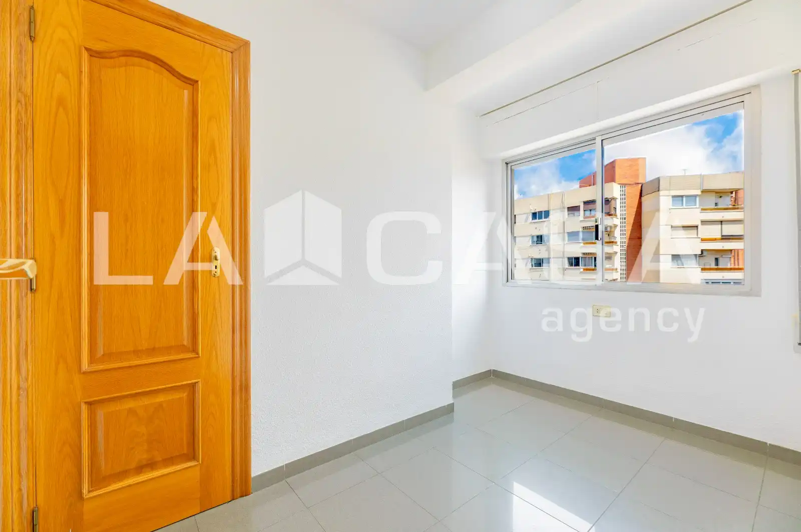 Piso con terraza en venta en Carrer de Sèneca, imagen 31