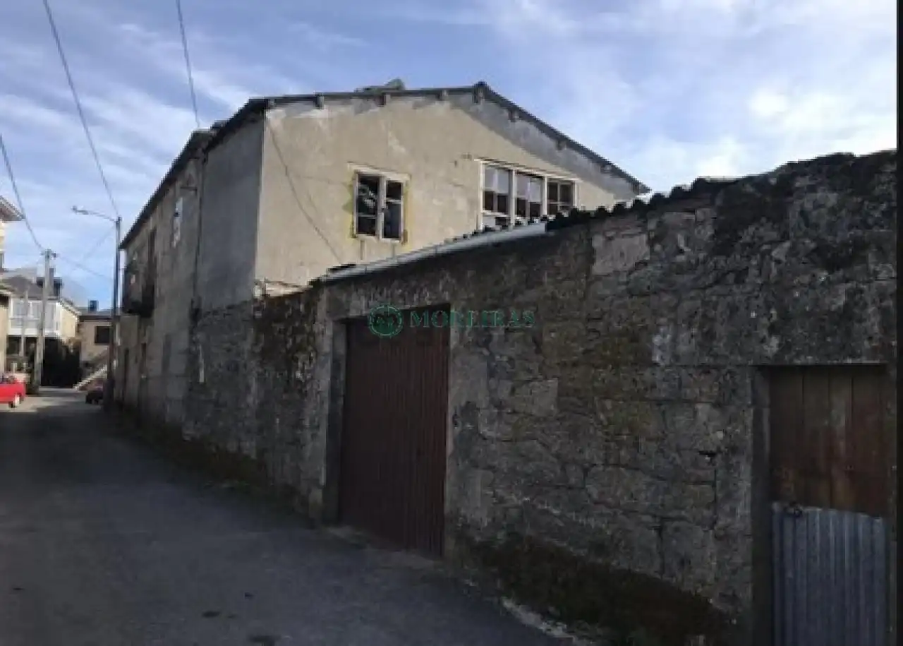 Vista exterior de Casa o chalet en venta en A Gudiña  con Calefacción y Jardín privado