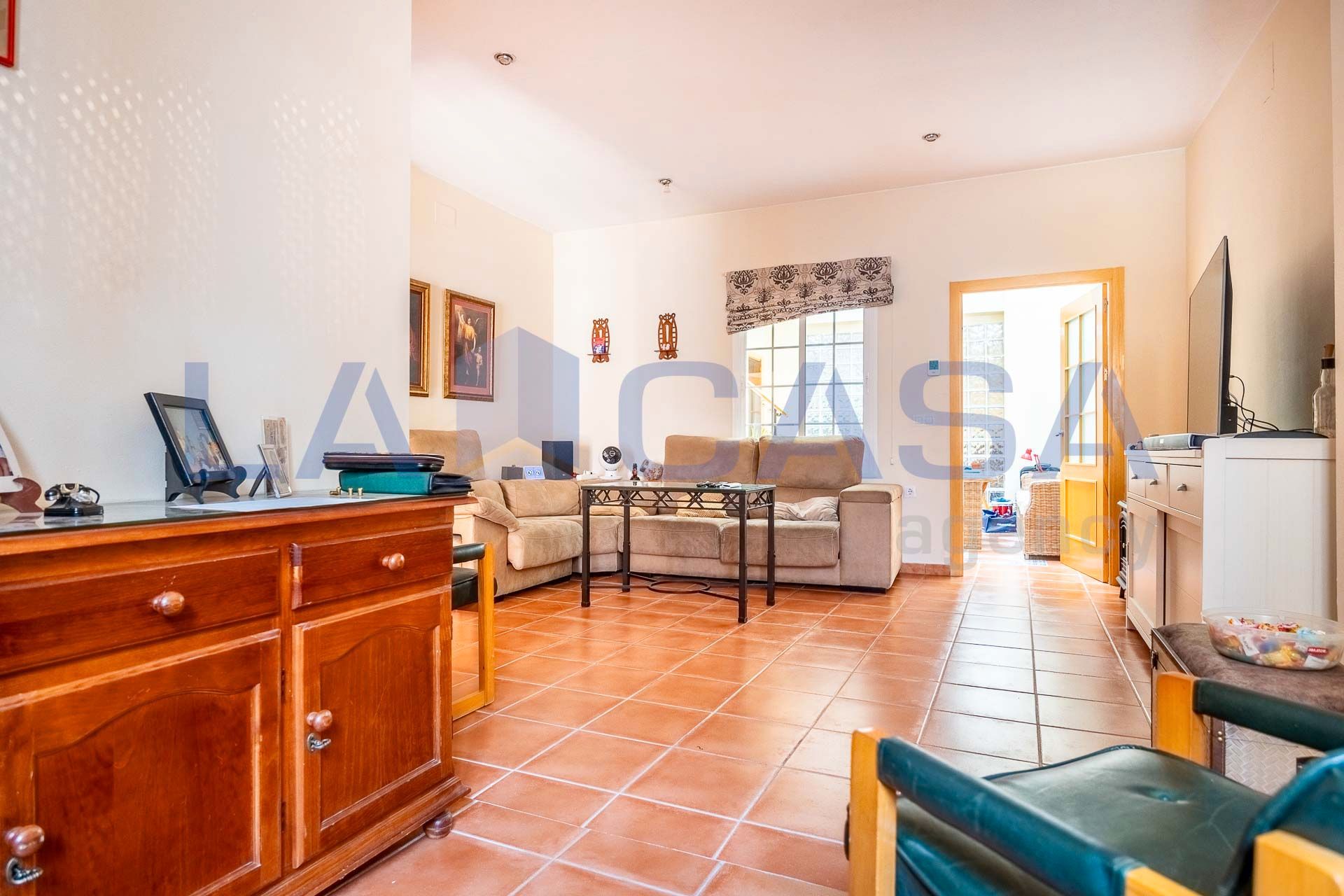 Living room of Single-family semi-detached for sale in  Sevilla Capital  with Terrace and Balcony