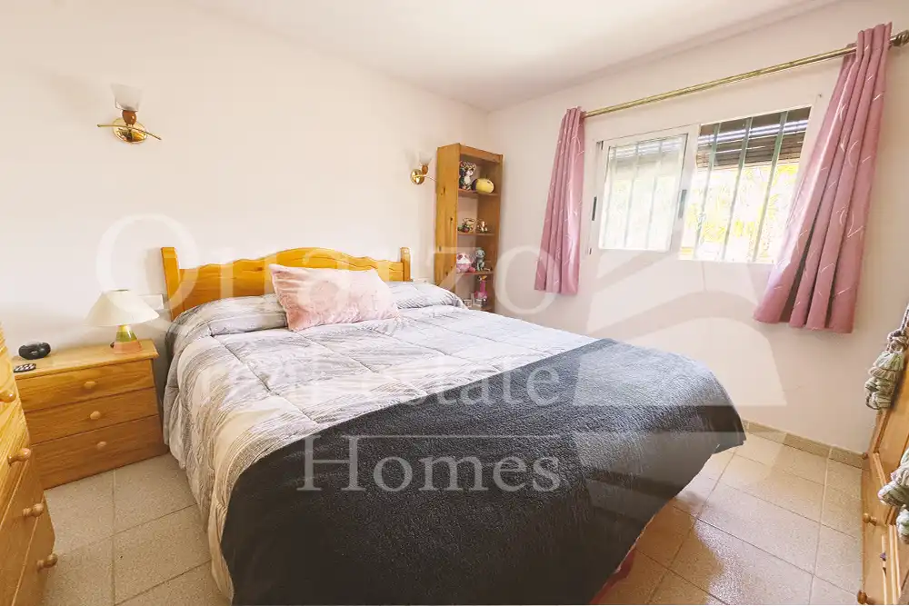 Habitación de Casa o chalet en venta en Alberic con Jardín privado, Terraza y Trastero