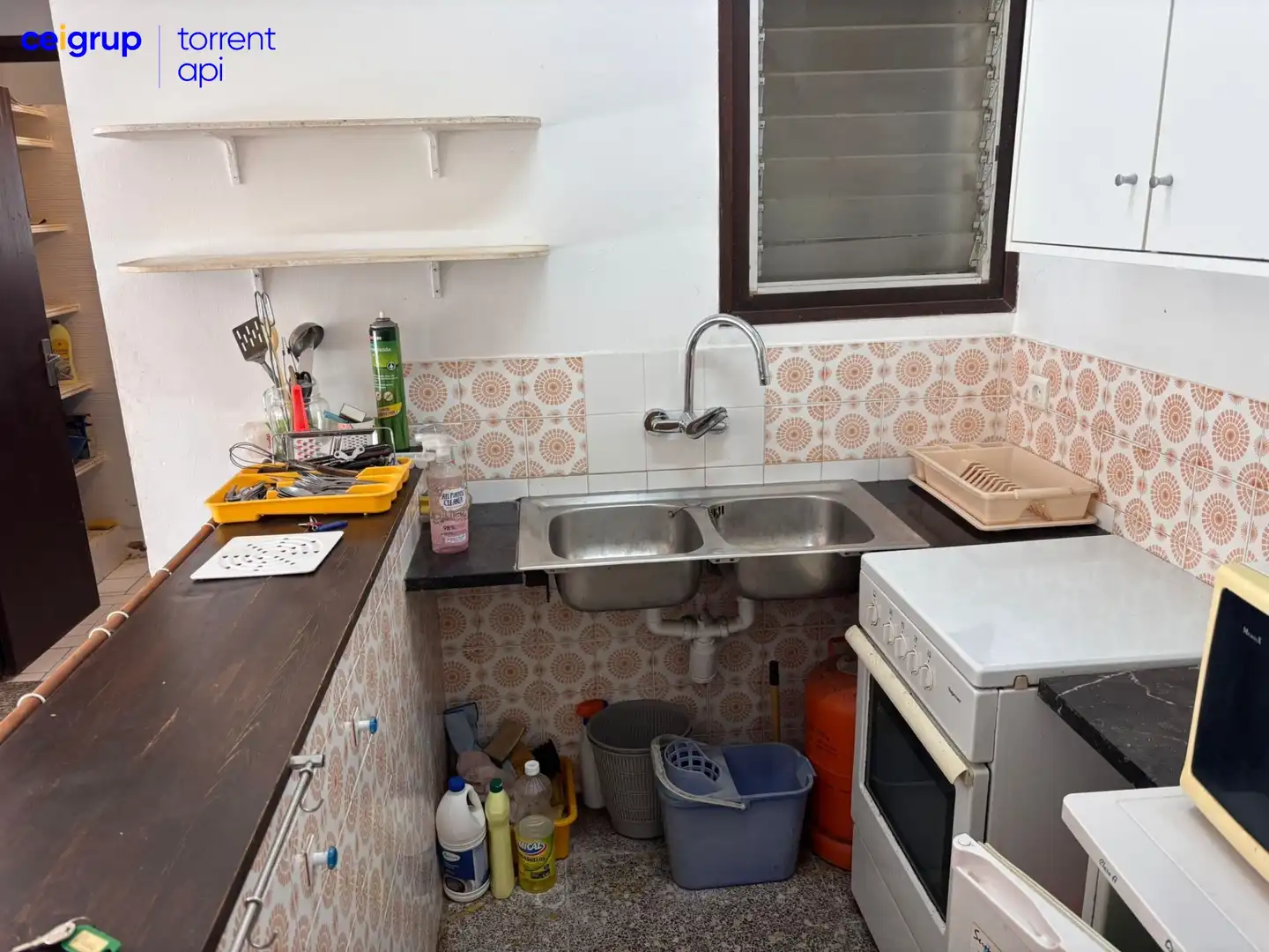 Cocina de Piso en venta en L'Estartit con Piscina, Amueblado y Balcón