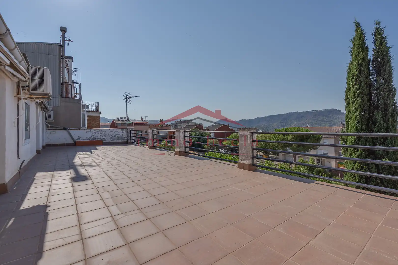 Terrassa de Casa adosada en venda en Vilanova del Camí amb Calefacció, Terrassa i Piscina
