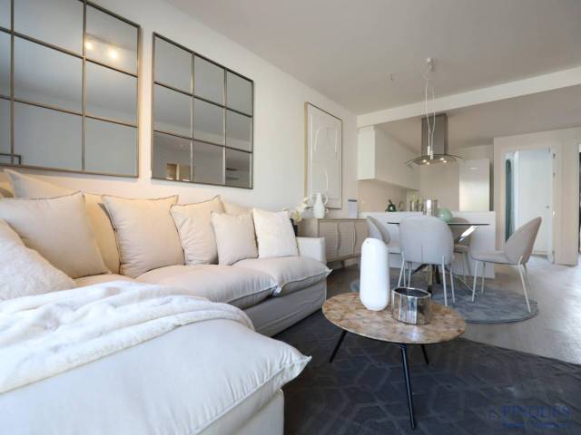 Piso en Venta en Salvador Espriu, 1 en Santa Cristina Poble