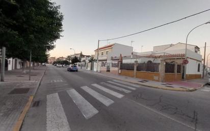 Vista exterior de Casa o xalet en venda en Rota