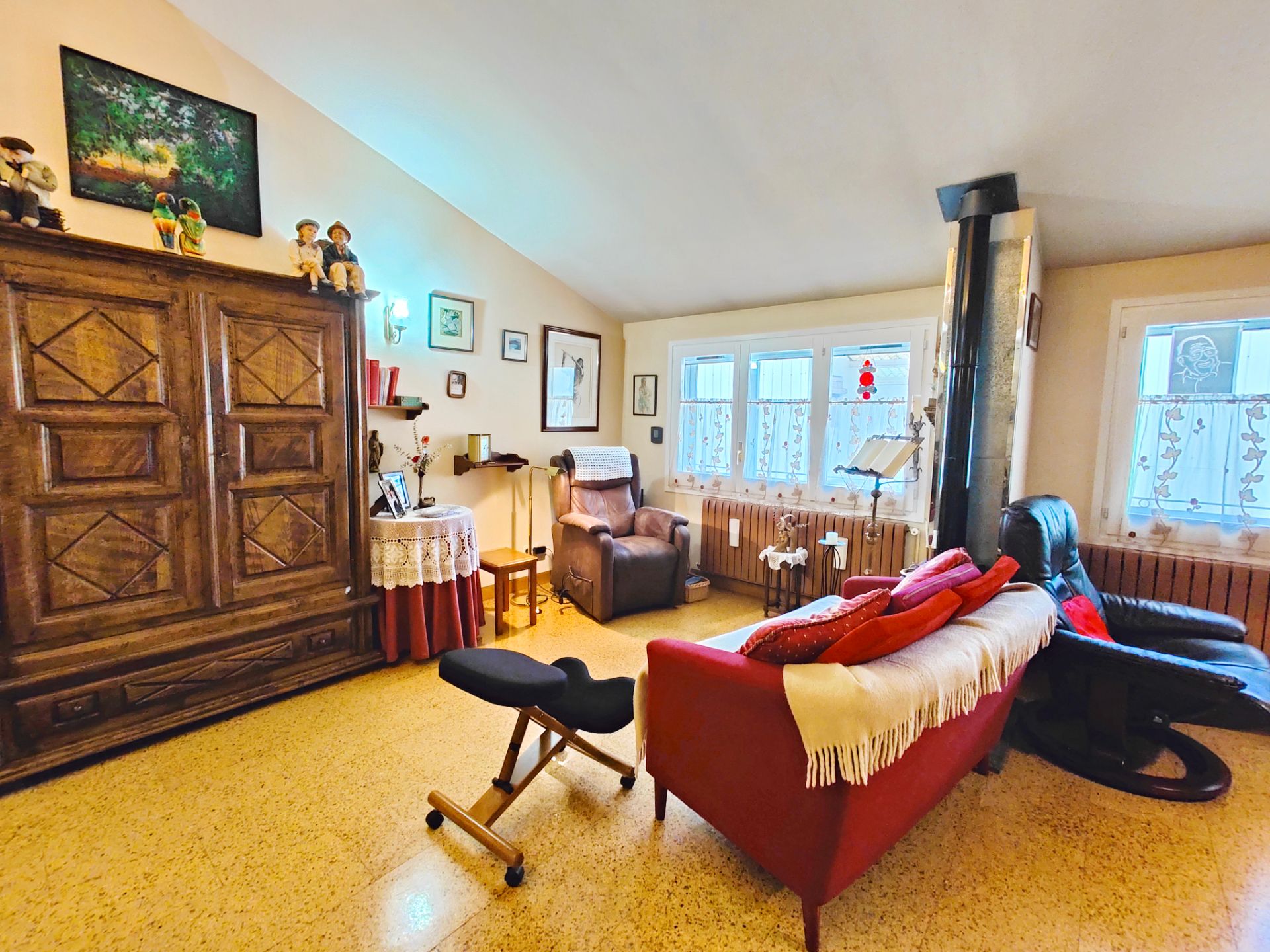 Living room of Apartment for sale in Camprodon  with Heating, Parquet flooring and Oven