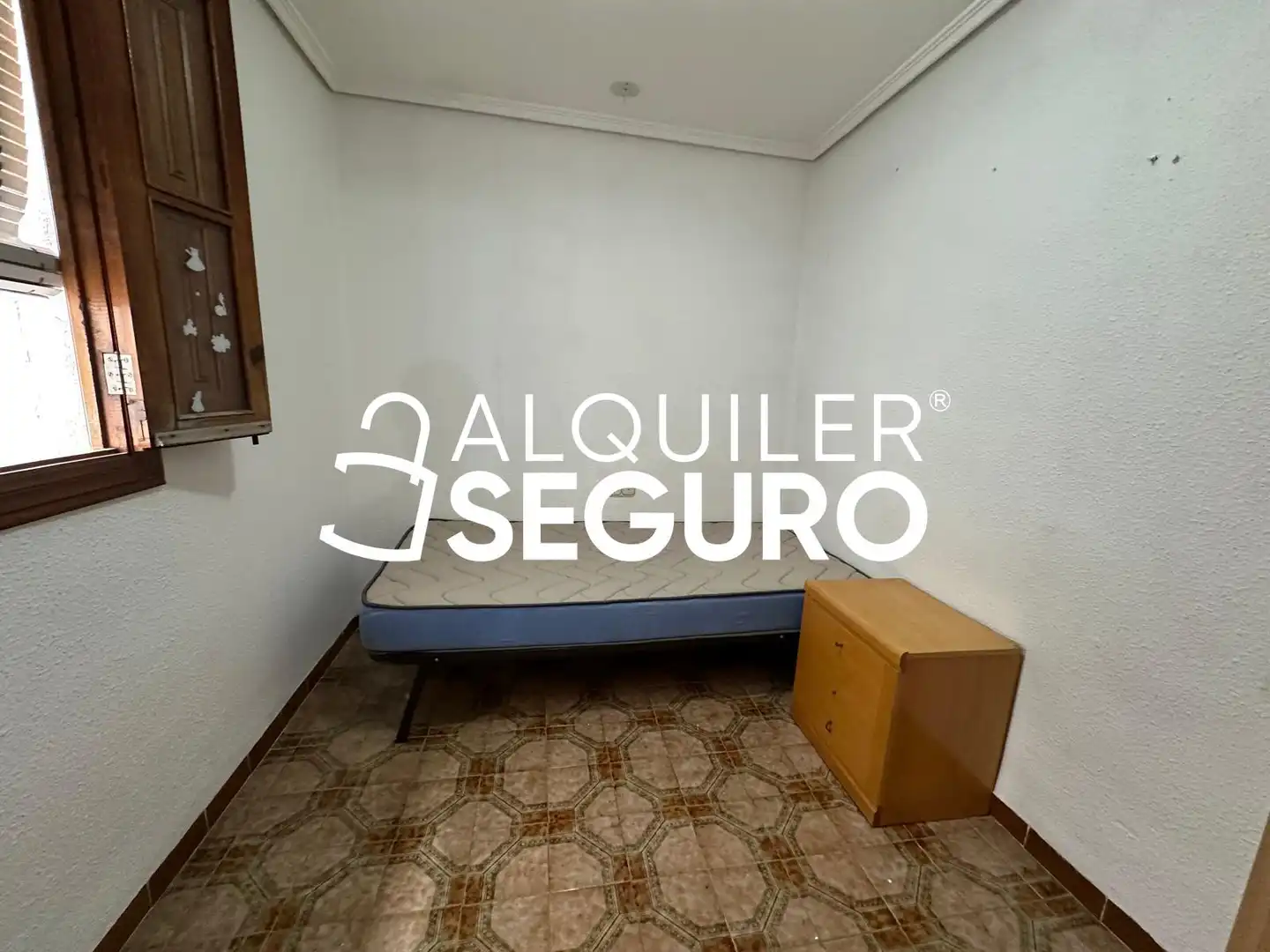 Bedroom of Flat for rent in Mislata  with Air Conditioner, Terrace and Furnished